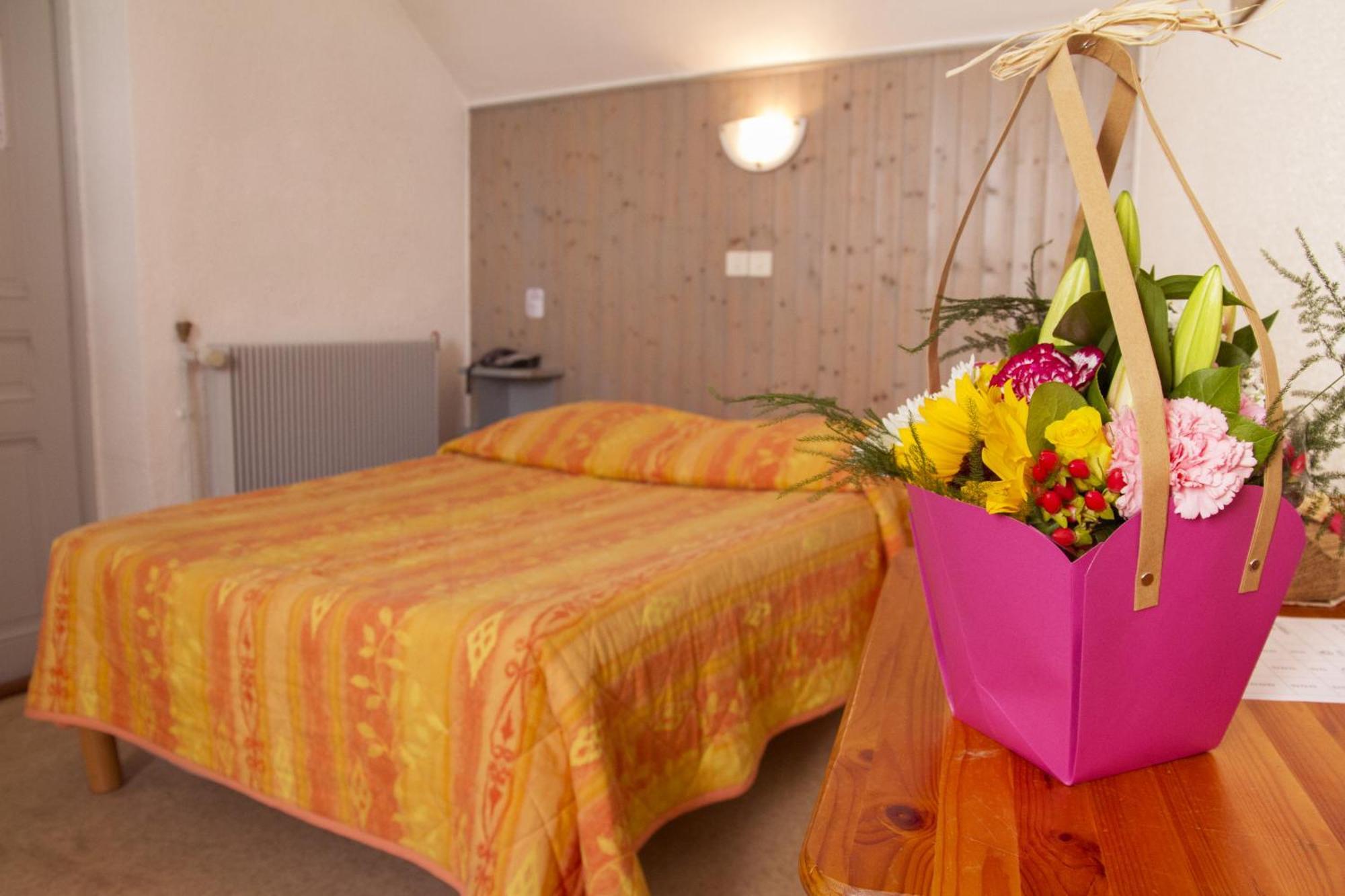 Hotel De La Grotte Aix-les-Bains Szoba fotó